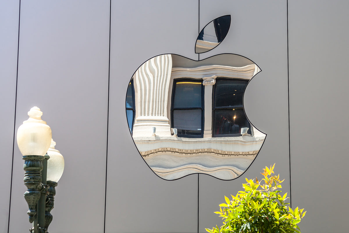 [US] First two labour law complaints filed by AppleToo workers