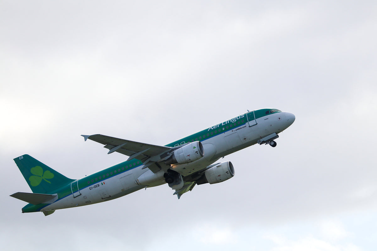 [Ireland] Aer Lingus plans to cut up to 500 jobs and slash salaries