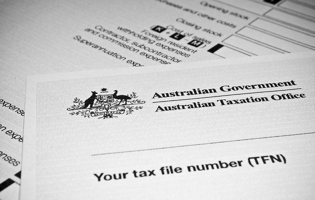 [Australia] Payroll officer jailed for filing 29 fake returns