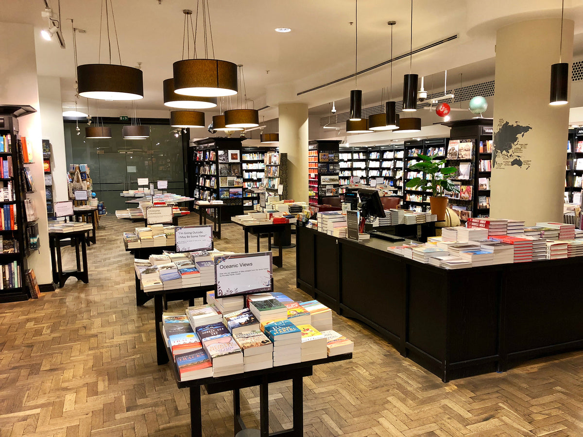 [UK] Waterstones cannot afford Real Living Wage