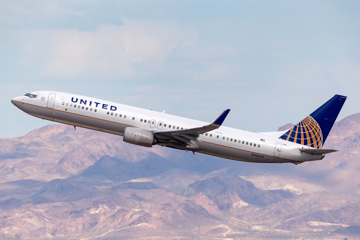 [US] Travel rebound means no October furlough for United flight attendants
